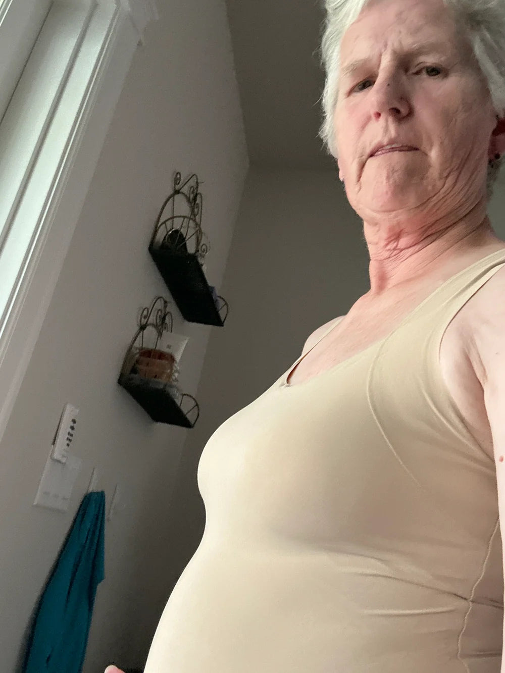 Kundbild av Lovelle Ease linne med inbyggd BH – Susanne, Örebro